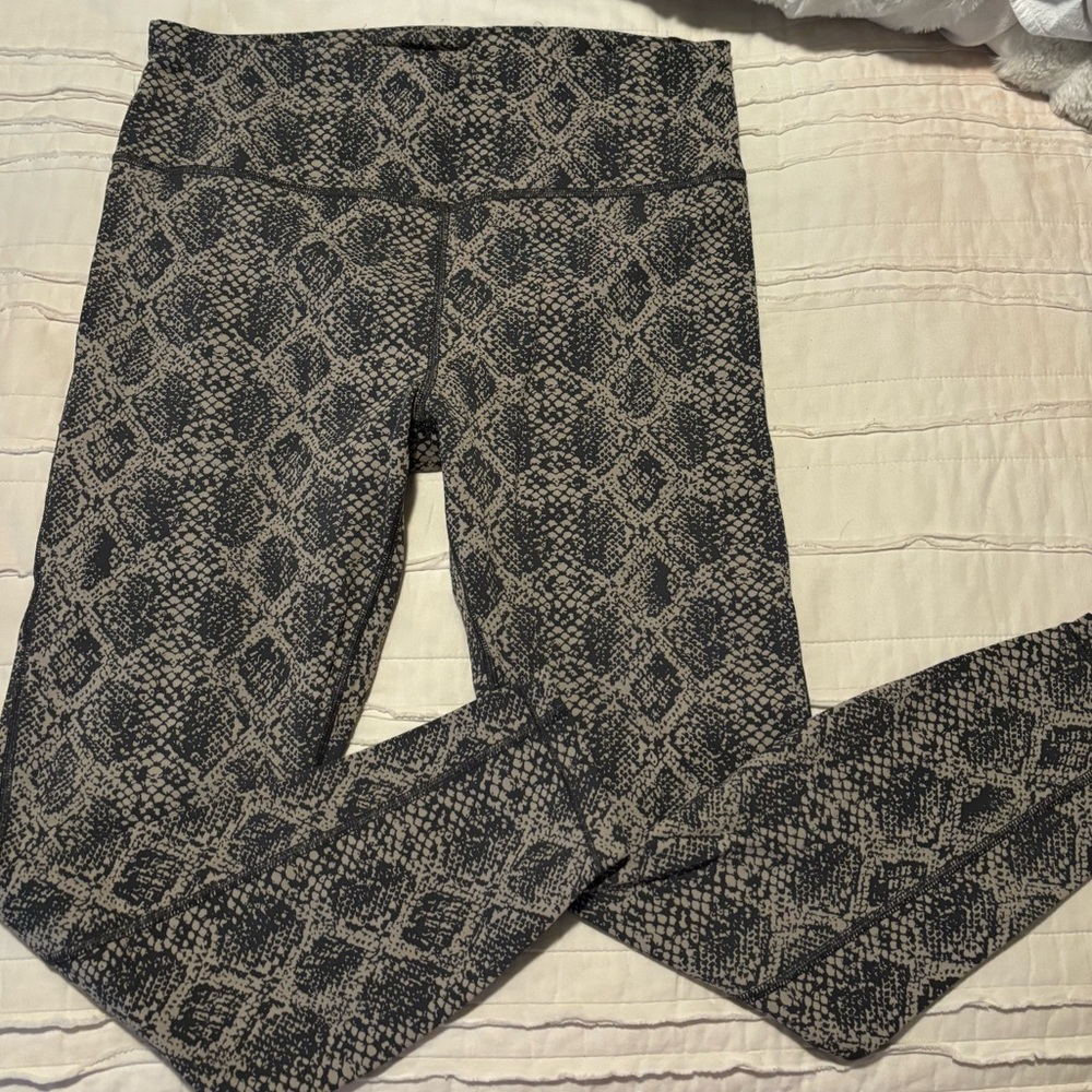 Athleta leggings
